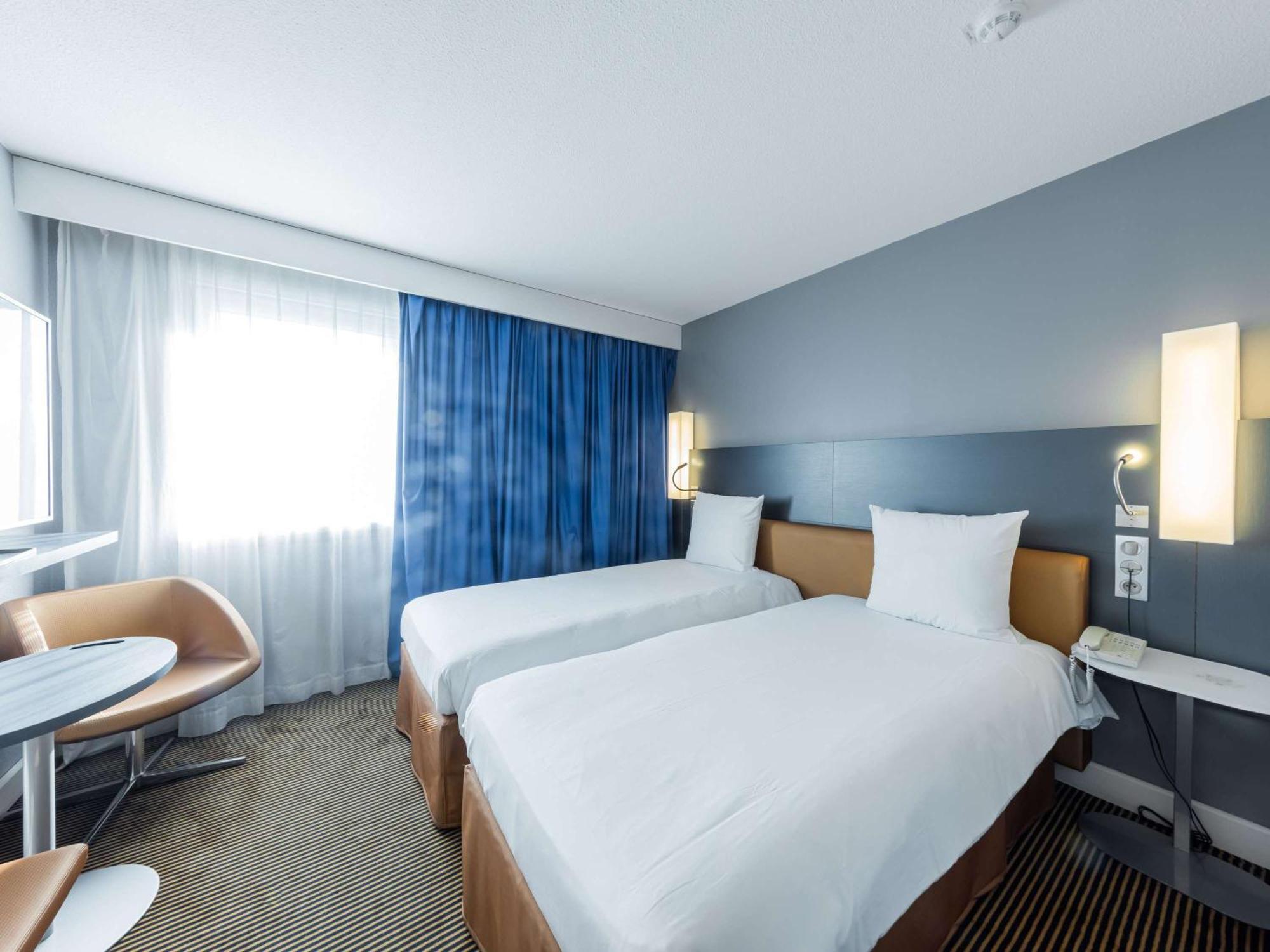 Mercure Paris Massy Gare Tgv מראה חיצוני תמונה