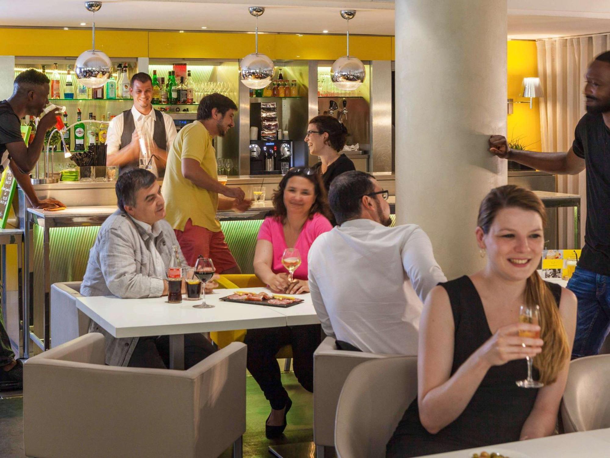 Mercure Paris Massy Gare Tgv מראה חיצוני תמונה